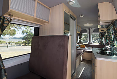 Britz Venturer Plus