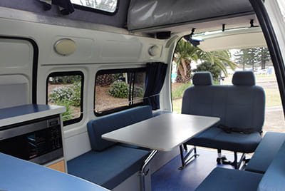 Travellers Autobarn Hi5 Campervan