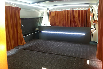 Travellers Autobarn Budgie Van