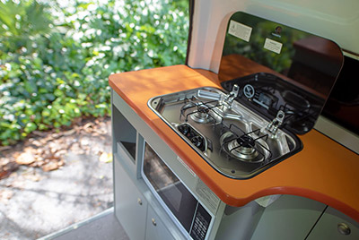 Travellers Autobarn Hi5 Campervan