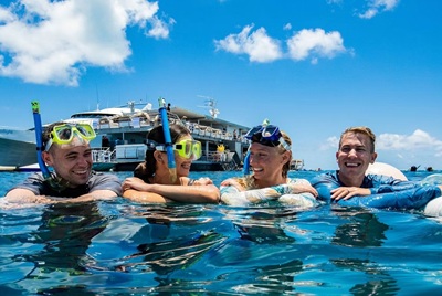 Reef Sleep & Great Barrier Reef AdventureAustralien Golfreisen und Golfurlaub Reef Sleep & Great Barrier Reef AdventureAustralien Golfreisen und Golfurlaub