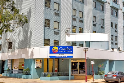 -6147_Comfort-Inn-Suites_1.jpeg