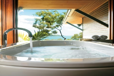 -Windward_bath.jpg