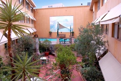-artshotel3.jpg