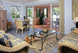 Beachfront apartment -cairns/alassioonthebeach1.jpg