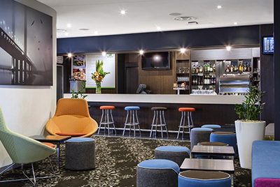 -holiday_inn_mel_2.jpg