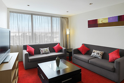 -holiday_inn_mel_7.jpg