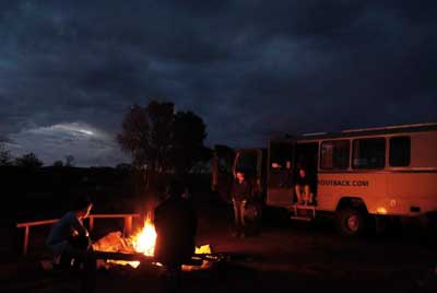 -uluru_kangaroo_dreaming_safari_10.jpg